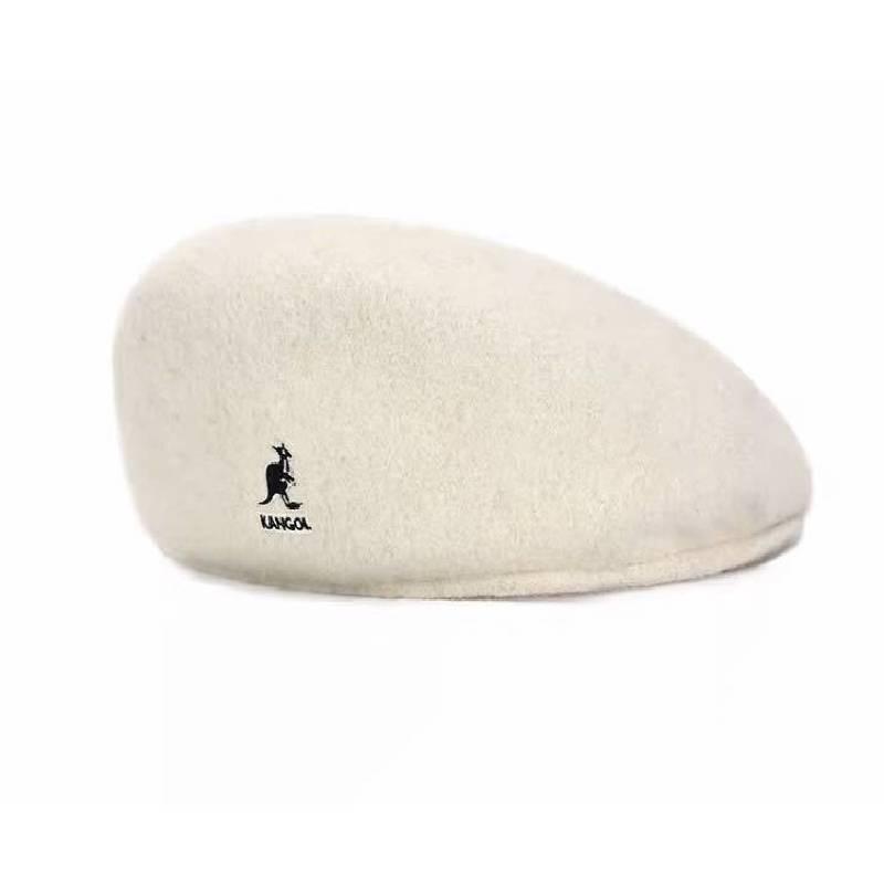 Kangol 504 Wollmütze Moderner Schriftstil Modisch Und Funktionell Essentiell Für Jede Garderobe