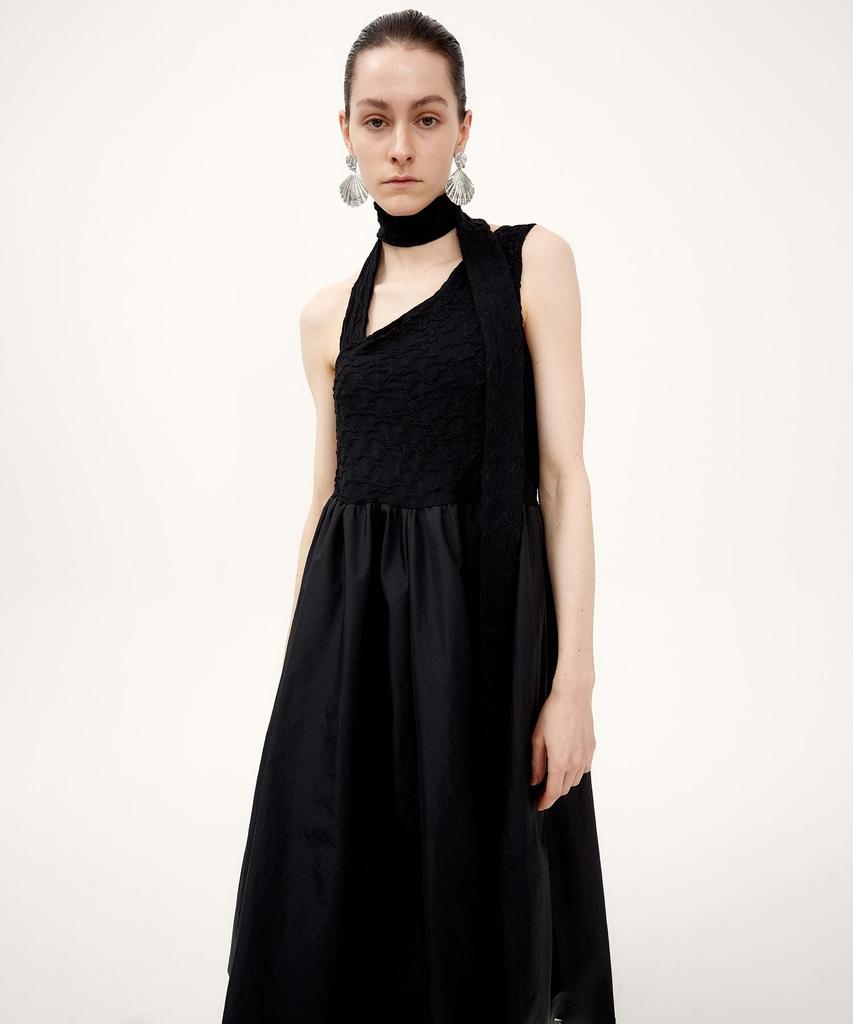Kime Textured Scarf Balloon Dress (Black)