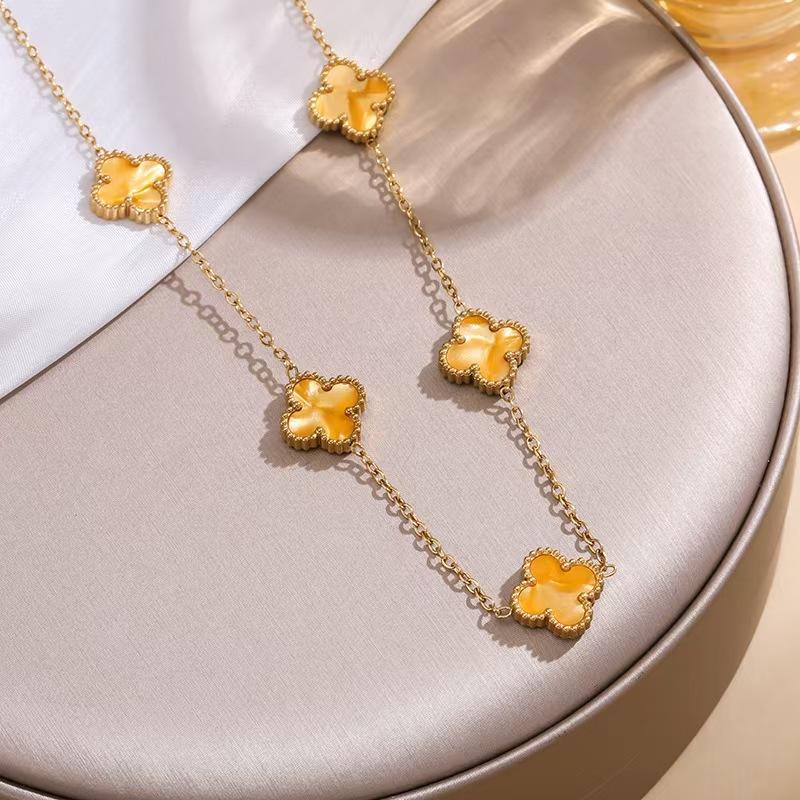 13mm Titanyum Çelik Dört Yapraklı Yonca Çift Taraflı Sedef Kolye 18K Altın Kaplama Solmaz Hafif Lüks Köprücük Kemiği Zinciri