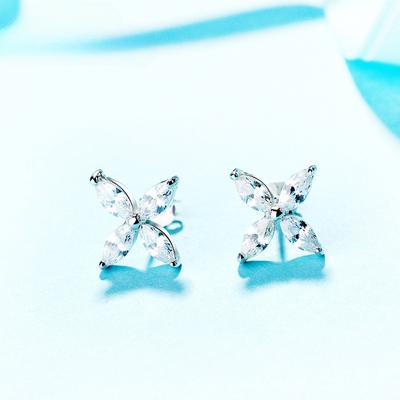 925 Sterling Silver Four Leaf Clover Ear Stud Petal Ear Accessory Exquisite Silver Jewelry