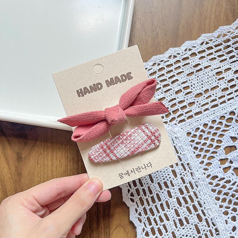 Korean Style Pink Floral Hair Clip for Girls – Sweet Embroidered Fabric Accessory