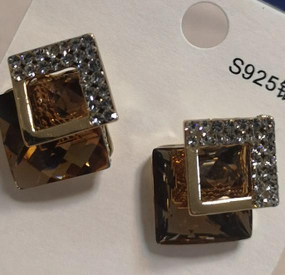 S925 Silver Needle Korean Fashion Square Crystal Earrings for Women