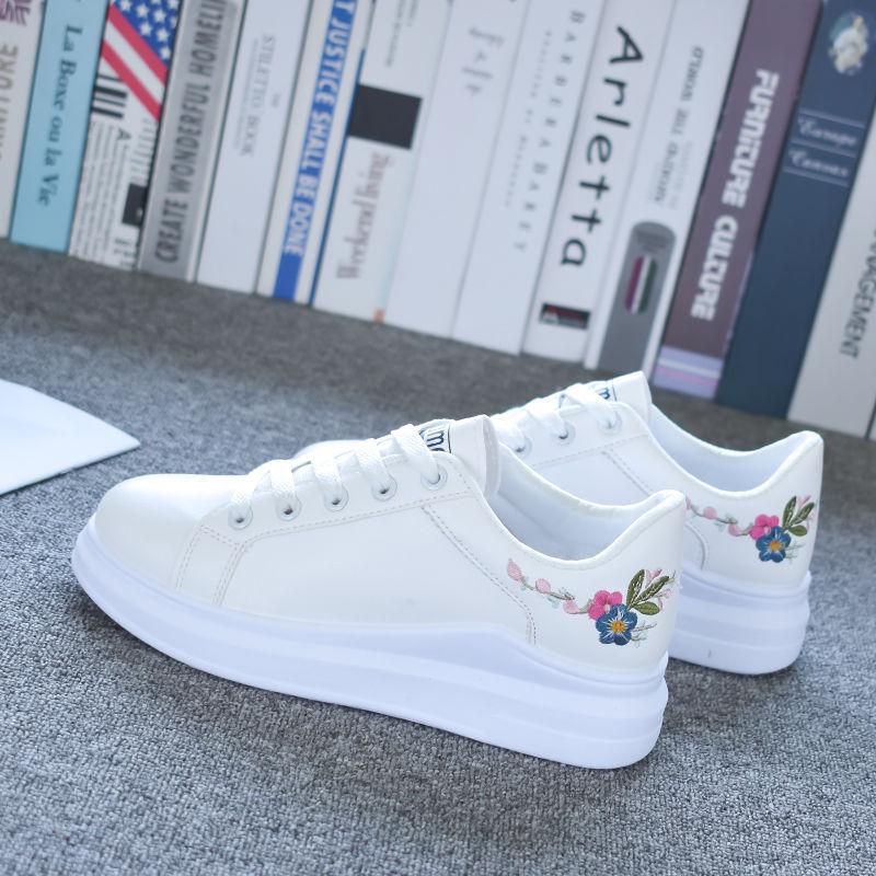 2025 spring and summer new running shoes ins trendy women's shoes versatile female students casual sports shoes fashion street shoes