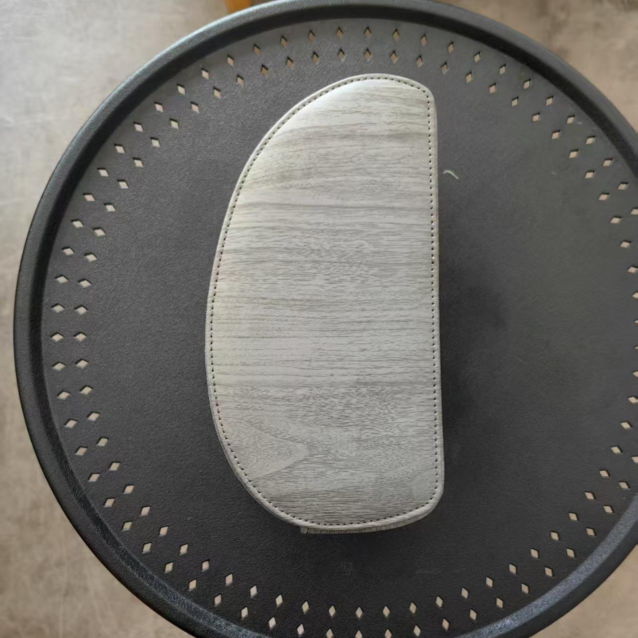 

1pc 5-Compartment Remote Holder - TV/DVR/Cable Compatible, Space-Saving Desktop Tray for Remotes/Glasses/Pens сірий колір