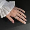 Серебряное кольцо с фианитами, вес изделия 3,66 гр (2207450)