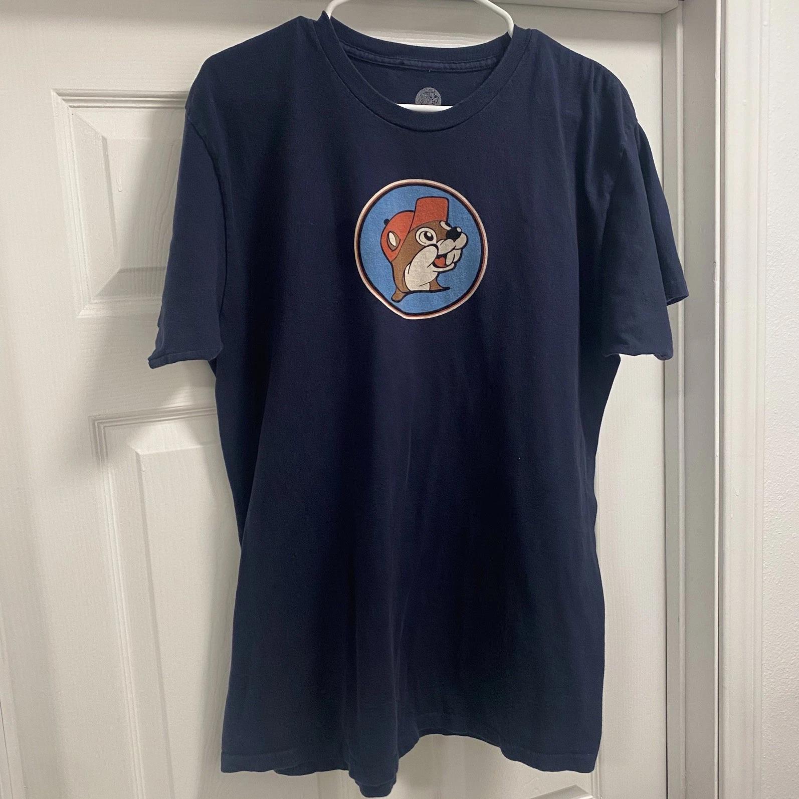 Holding It Till Buc-ees If You Know, You Know! Large Graphic T-shirt UNISEX Blue L