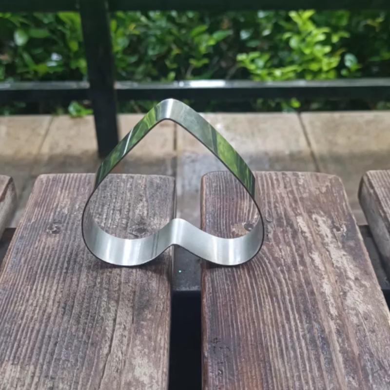 Stainless Steel Heart Shape Cookie Cutter Set