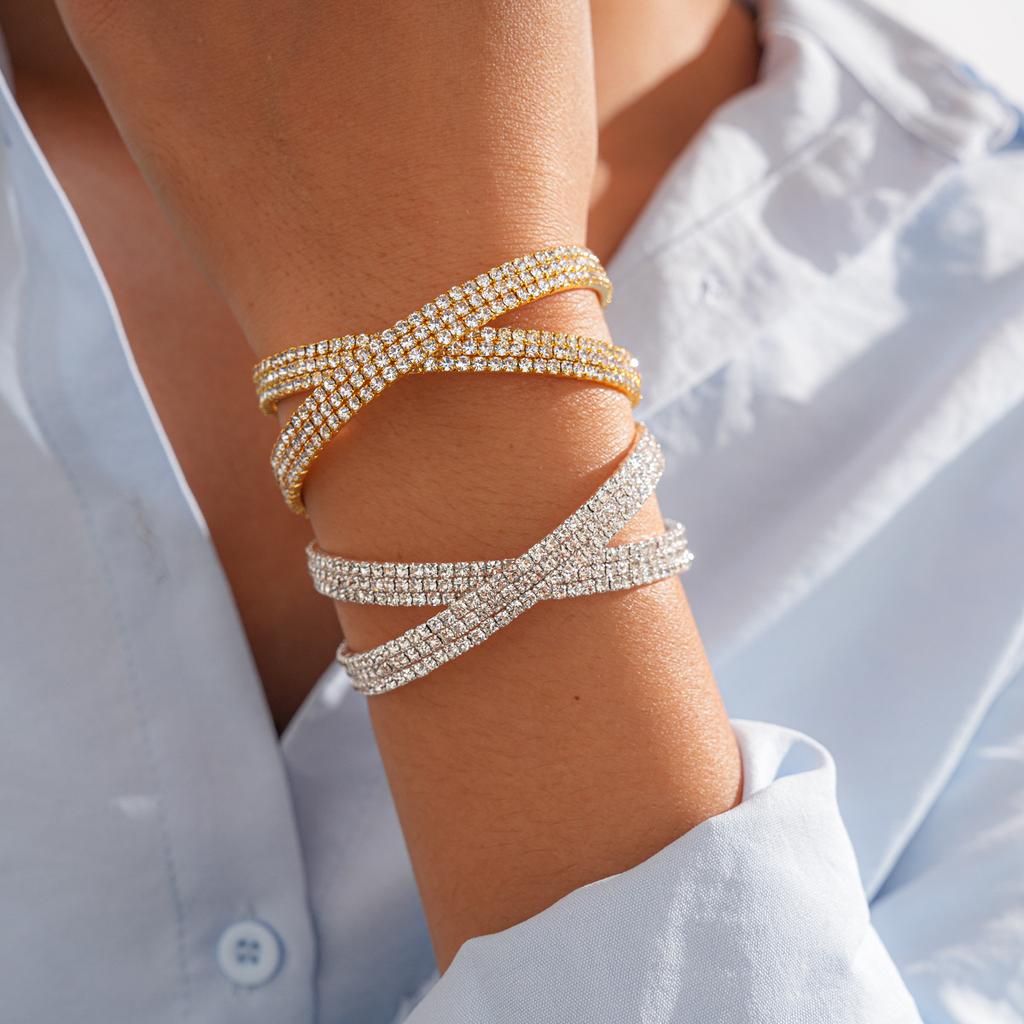 Diamond-encrusted geometric round cross-opening bracelet light luxury exquisite temperament bracelet jewelry