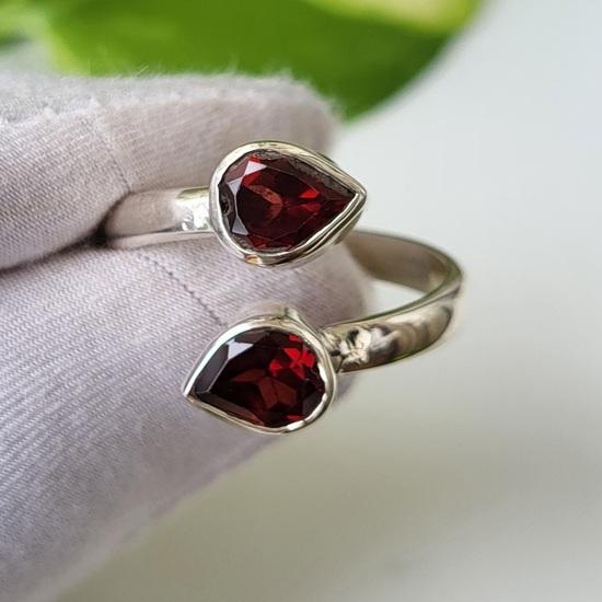 Natural Double Heart Red Garnet Gemstone 925 Sterling Silver Ring Sz 7.5 US A93