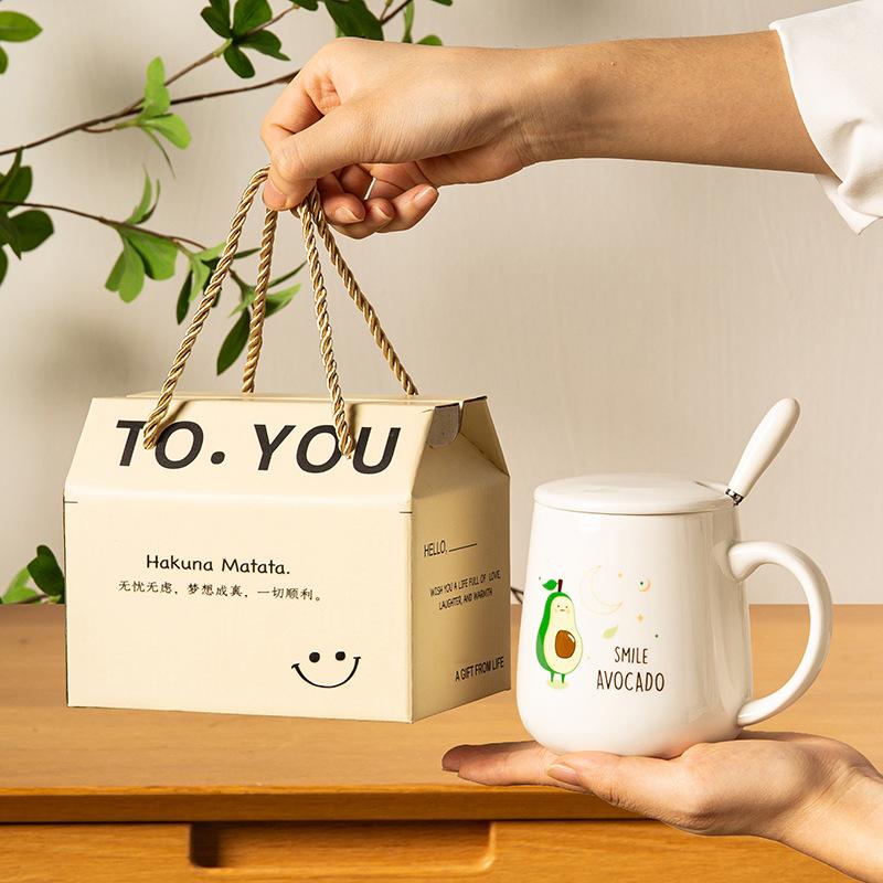 

Souvenir Girl Cute Ceramic Mug with Lid Simple Water Cup Practical Coffee Mug Birthday Gift 301-400ml