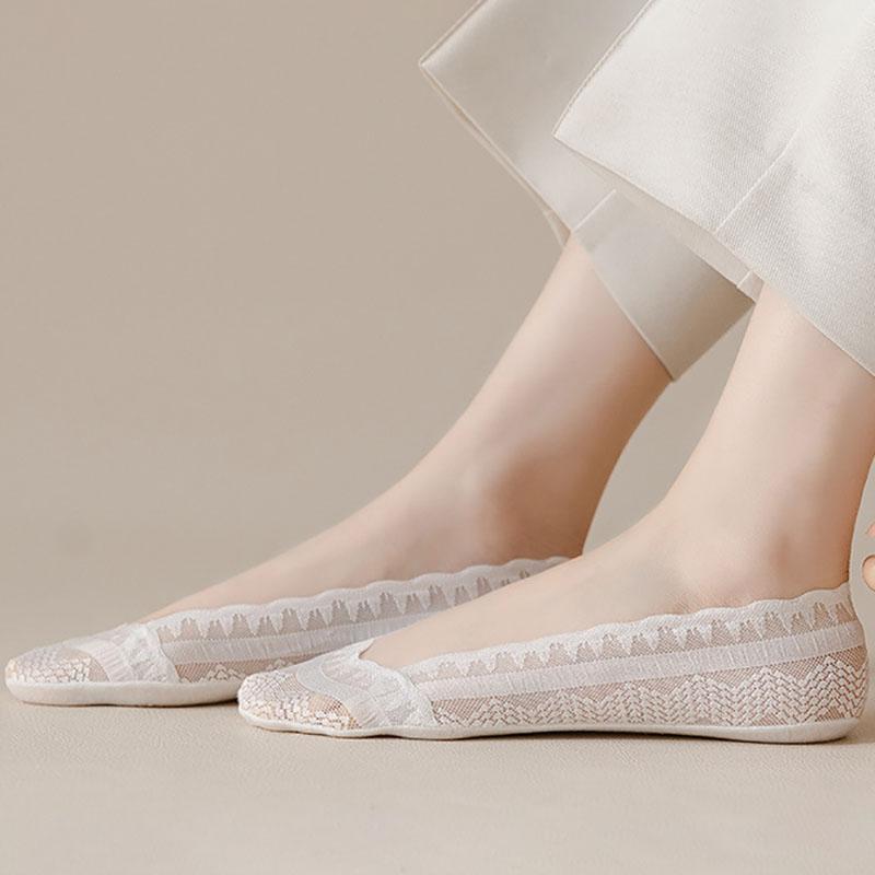 Women's Lace Invisible Stockings Spring/Summer Ultra-Thin Shallow Cut Breathable Silicone Lace Boat Socks Short Socks