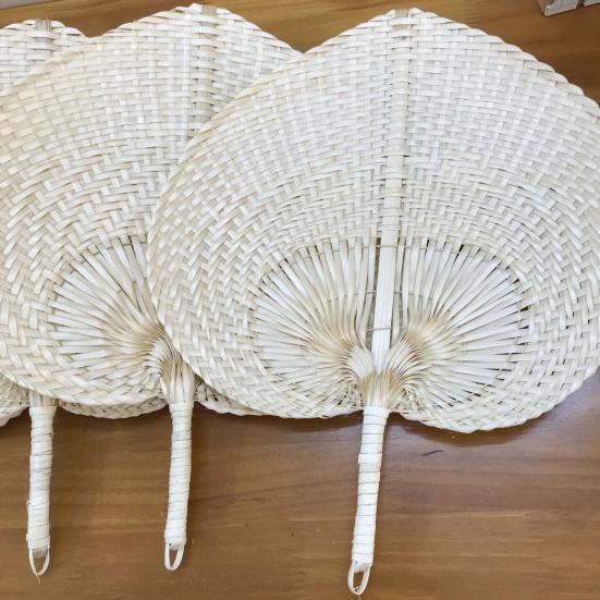 Bamboo Hand Fans Natural Handmade Weaving Fans Lightweight Palm Leaf Fan Children And Adults Handheld Fan with 2 Size for Summer Cooling Down