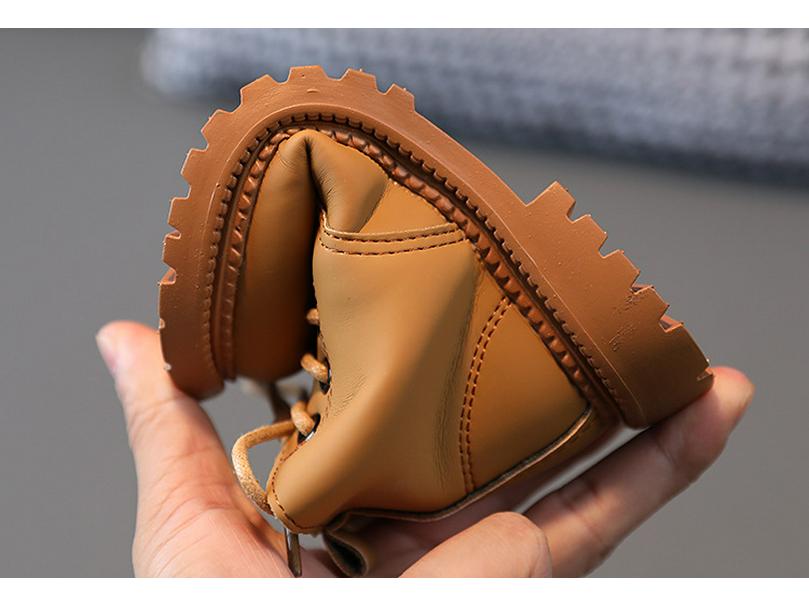 Autumn/Winter 2025 Kids' Martin Boots: Fleece-Lined Work Boots In British Style for Boys and Girls.