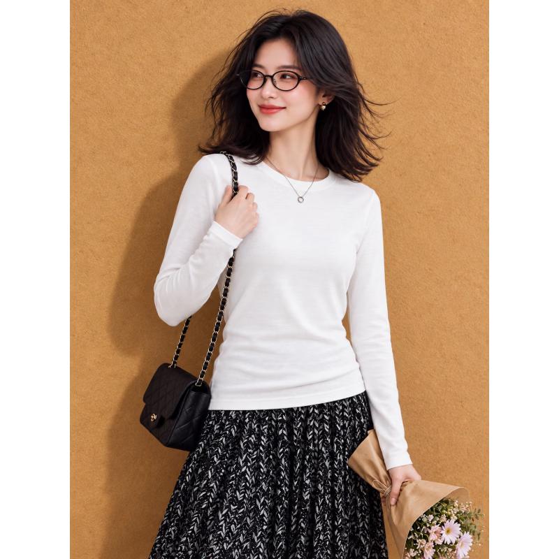 Basic House Women's Crew Neck Slim Fit Long Sleeve T-Shirt