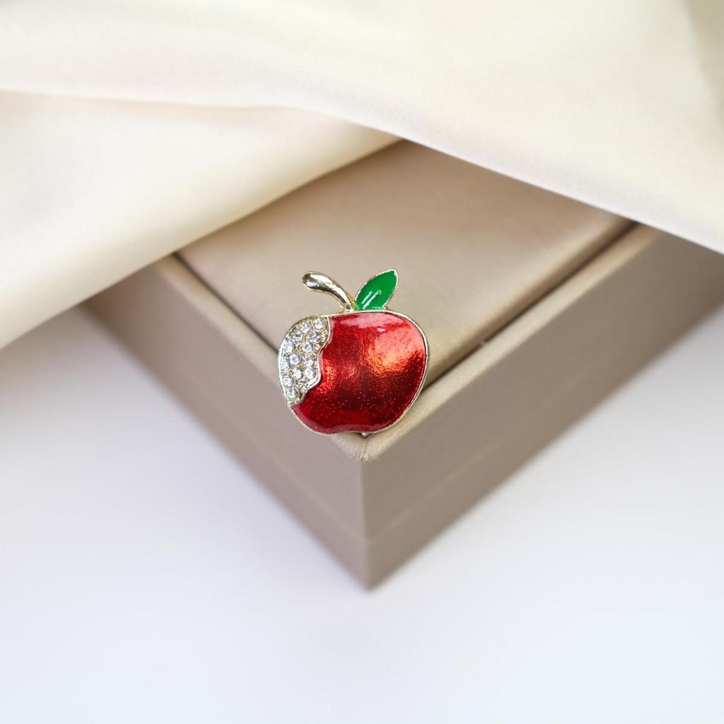 Elegant Women's Brooch: Versatile Bow & Insect Flower Design with Anti-Exposure Feature