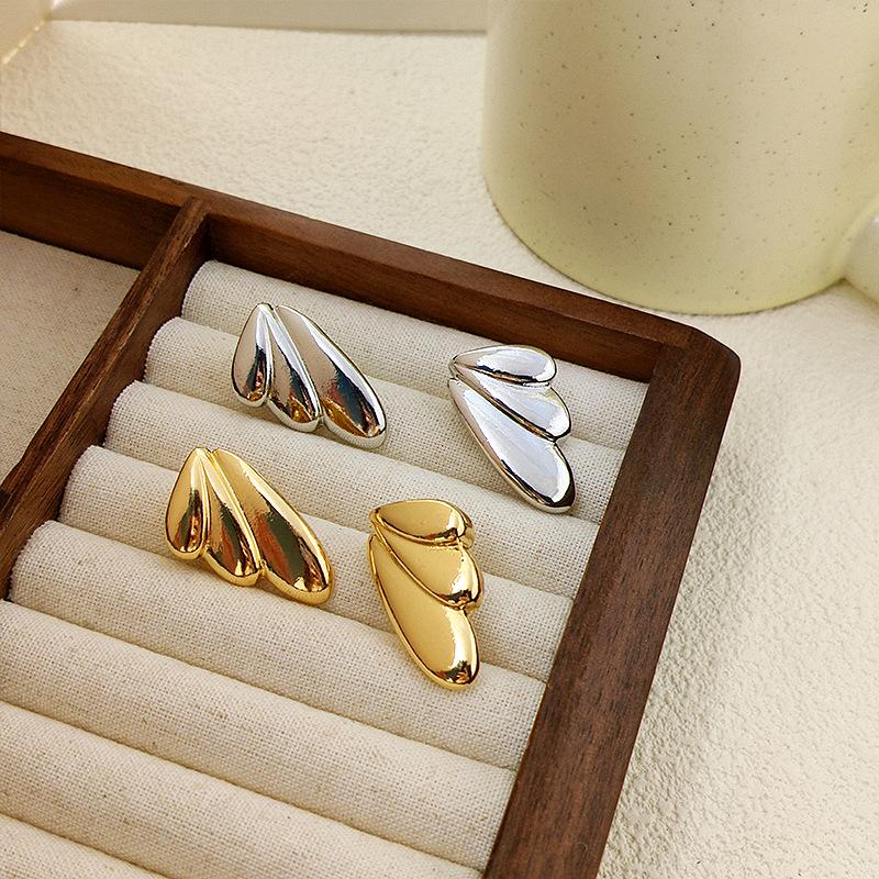 European and American trendy earrings, women's wing earrings, minimalist geometric ear accessories