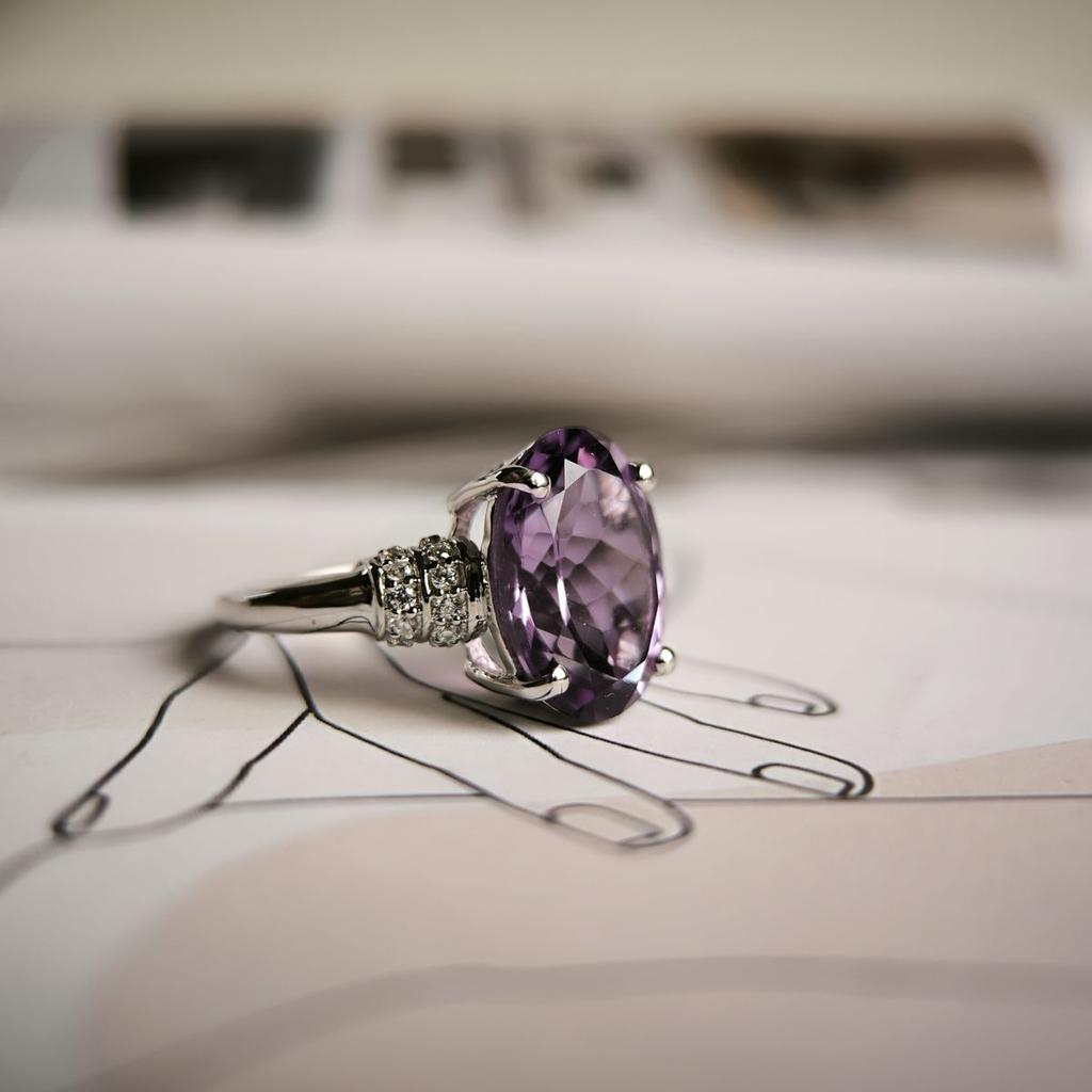 Silver Ring with Natural Amethyst 5.397ct, Item Weight 4.19 G (2189299)
