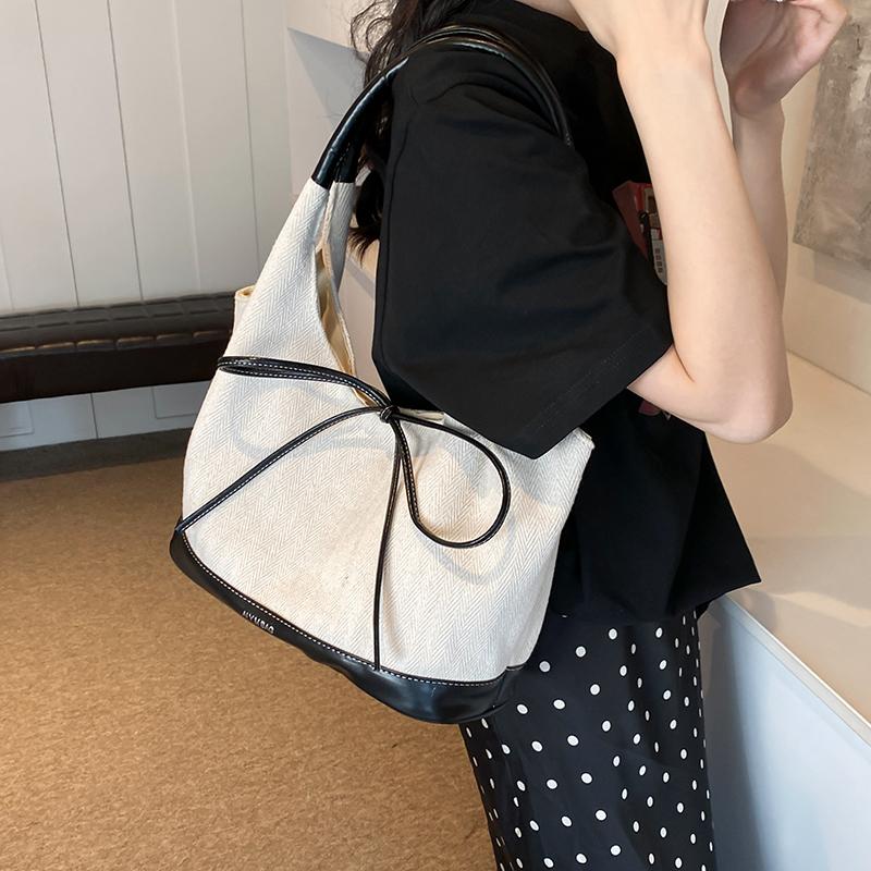 New DCLOUD Shoulder Bags DCLOUD-BG-QF-F-11
