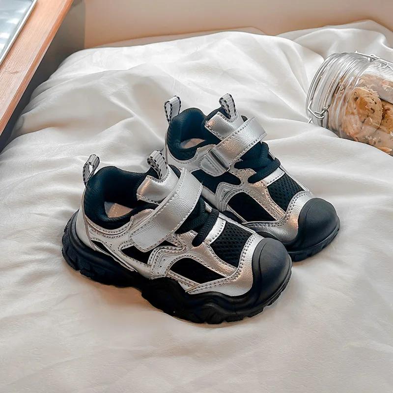 

Модные детские кроссовки, осенняя новая стильная обувь для девочек, походная обувь для мальчиков, универсальные удобные кроссовки для девочек, нескользящая повседневная обувь 21insole13.5cm чёрный