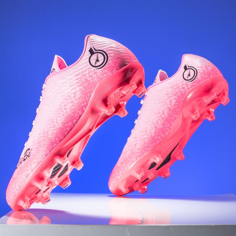 

Fashion 2025 Fashion New Men Soccer Shoes Unisex Drop Shipping Football Boots Breathable Sports Cleats Professional Outdoor Ultralight N 46 розовый