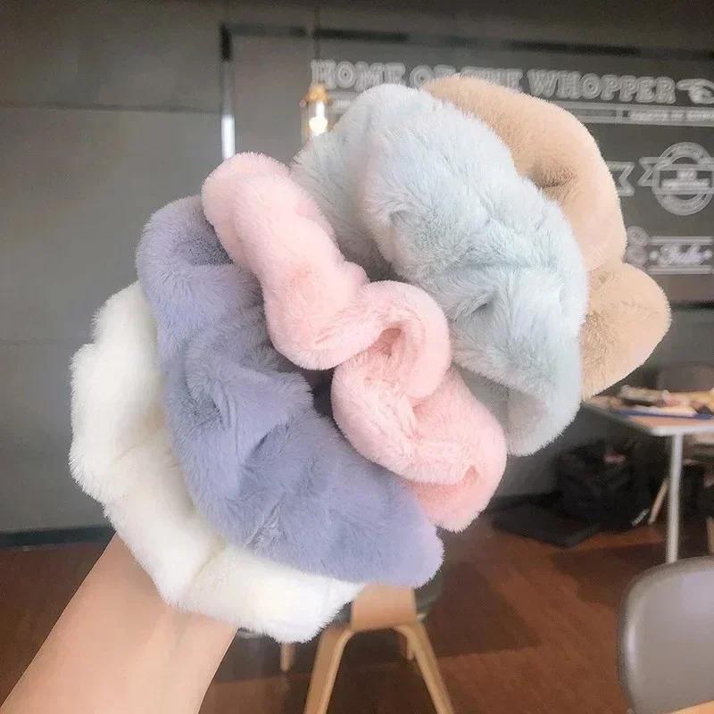 Cute Fashion Girls Warm Soft Hair Scrunchies Autumn and Winter Cute Plush Elastic Multicolor Rubber Band Loop Accessories LS