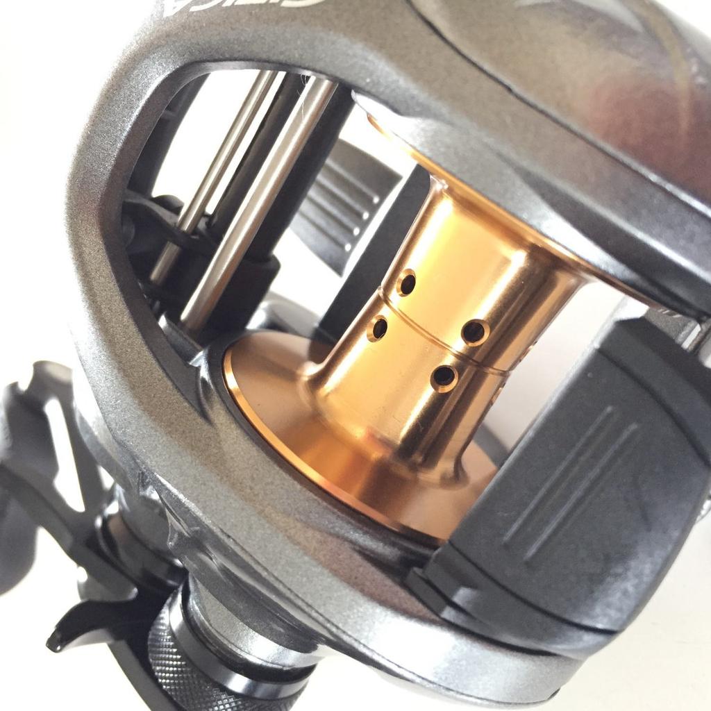 SHIMANO Kołowrotek przynętowy 15 Citica 201HG lewa rączka