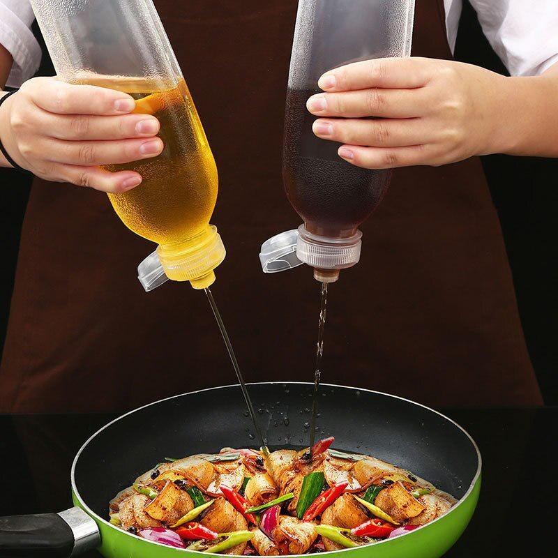 300ml/500ml Kitchen Squeeze Oil Bottle Dispenser Oil Spray Bottle Condiment Cooking Baking Ketchup Mustard Vinegar Olive Oil