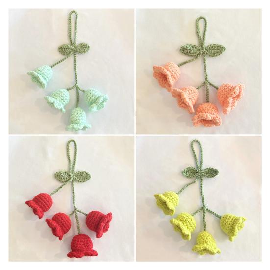 Keychain Pendant Tulip Flower Design Handwoven Yarn Crochet Key Chain Adjustable Rearview Mirror Hanging Car Decoration