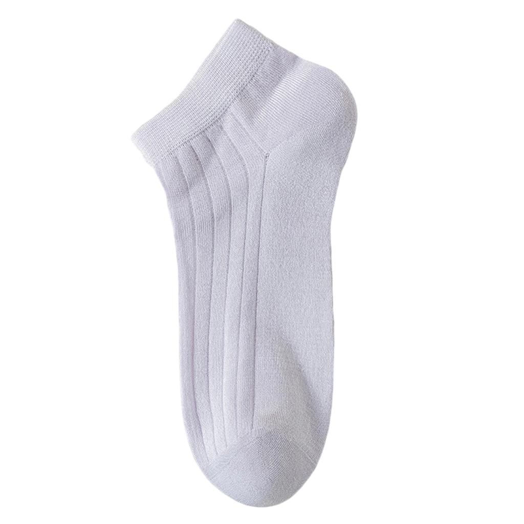 Women Lightweight Breathable No Slip Low Cut Socks Moisture Absorbing Short Ankle Socks for Daily Wear and Sports Activities