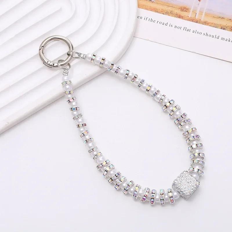 Diamond Pendant Phone Lanyard Universal Lanyard Anti-lost Luxury Diamond-encrusted Wrist Chain Short Pearl Diamond Ring Strap