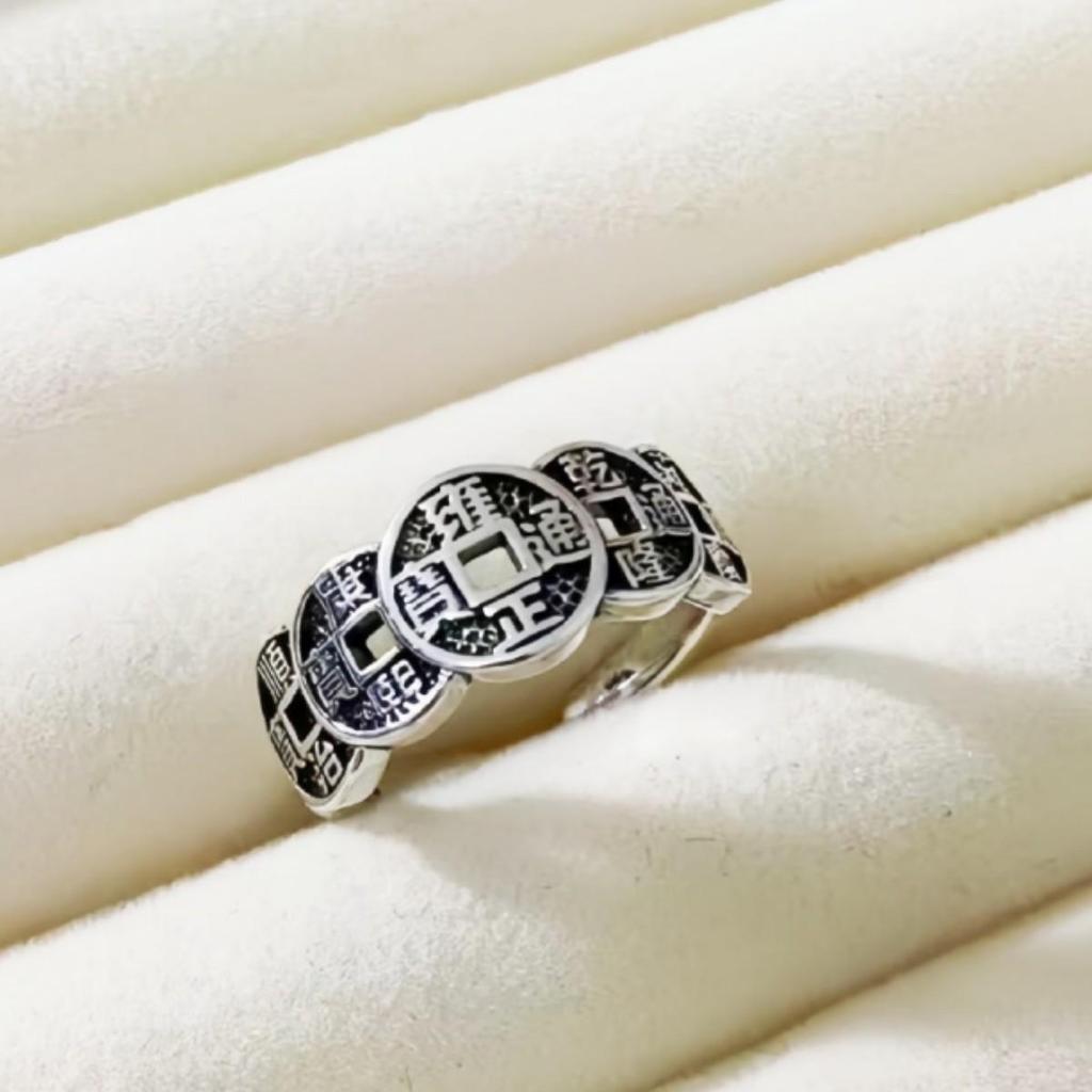 Anello Apribile Unisex Retro con Monete dei Cinque Imperatori per Ricchezza e Potere