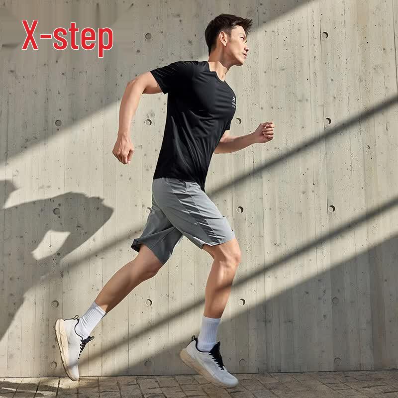 Xtep Men's Quick-Drying Sport T-Shirt