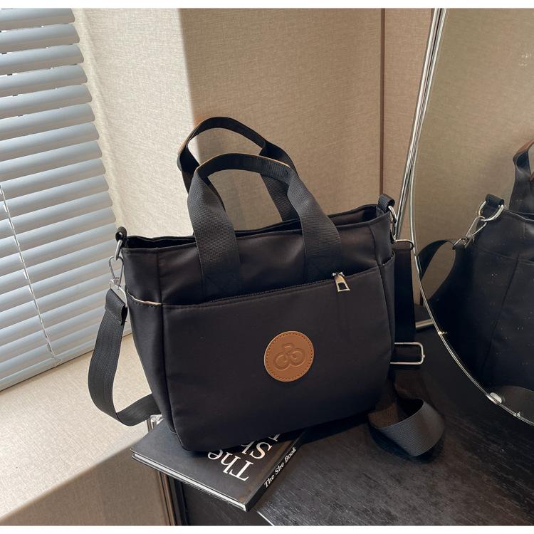 

Холщовая сумка женская 2024 новая женская сумка через плечо простая и универсальная повседневная сумка-мессенджер сумка-тоут чёрный