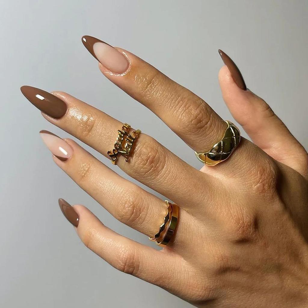 24Pcs French Green Short Almond Fake Nails With Wave Line Design Round Head Press On Nail Tips