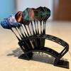Support Organisateur de Fléchettes Grande Capacité 27 Emplacements Présentoir Imprimé en 3D pour Bar à Domicile Décoration de Pièce Thématique Cadeau pour Passionnés de Fléchettes