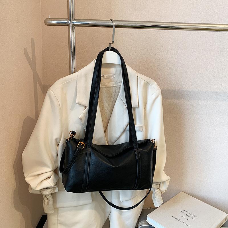 

Популярные сумки женские новые нишевые ретро сумки подмышку универсальные плечевые сумки-мессенджеры