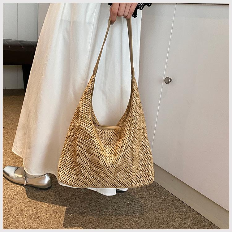 Retro Woven Straw Bag Summer New Large Capacity Shoulder Armpit Bag Vacation Wind Beach Bag Woven Straw Tote Bag for Women