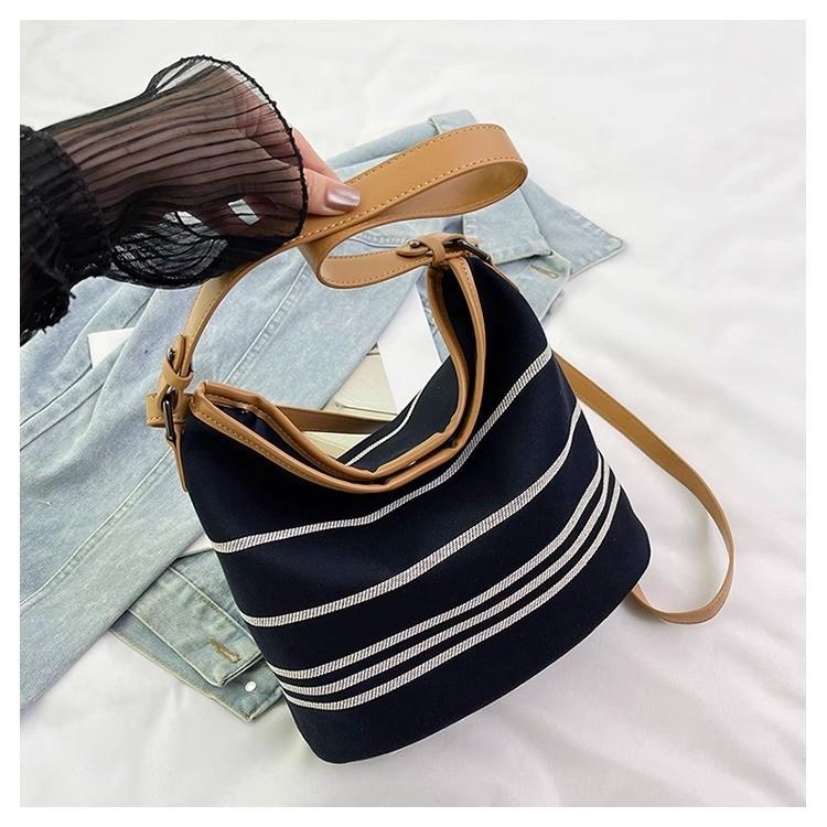 IELGY Casual Plaid Bucket Bag All-Match One-Shoulder Large-Capacity