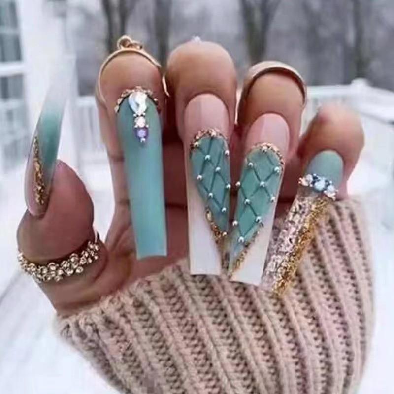 

Smog Green Plaid Diamond Press-On Long Ballet Nails