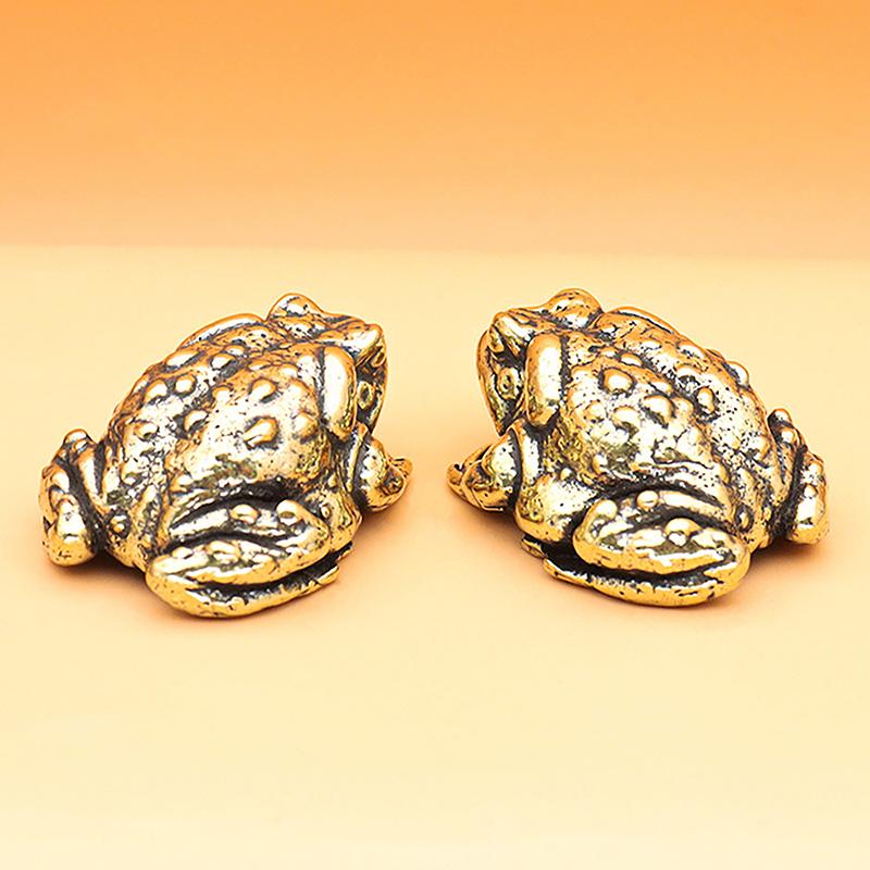 

Латунь Золота Жаба Щаслива Чайна Фігурка Вінтажна Імітація Тварин Мініатюри Домашній Офіс Настільна Прикраса Вироби бронзовий