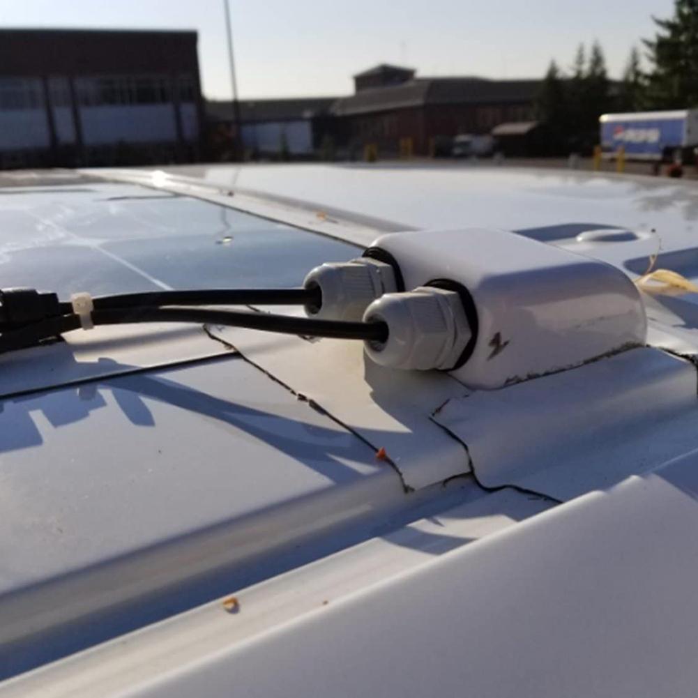 

Solar Cable Motorhome Junction Box Single/Double Hole Motorhome Caravan Boat Junction Box Entry Gland Box RV Caravan Accessories