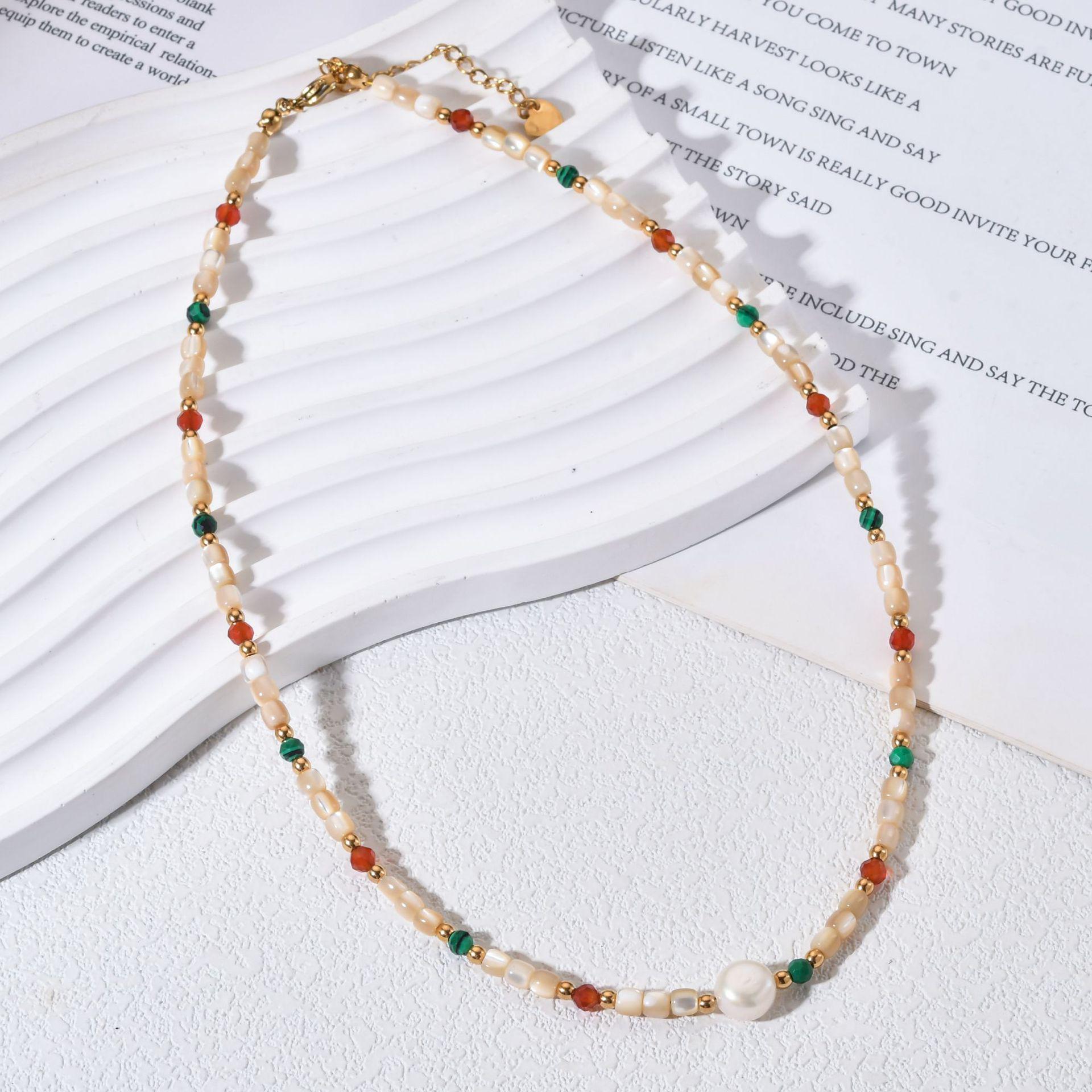 Colorful Malachite Beaded Freshwater Pearl Necklace: Elegant High-End Collarbone Chain