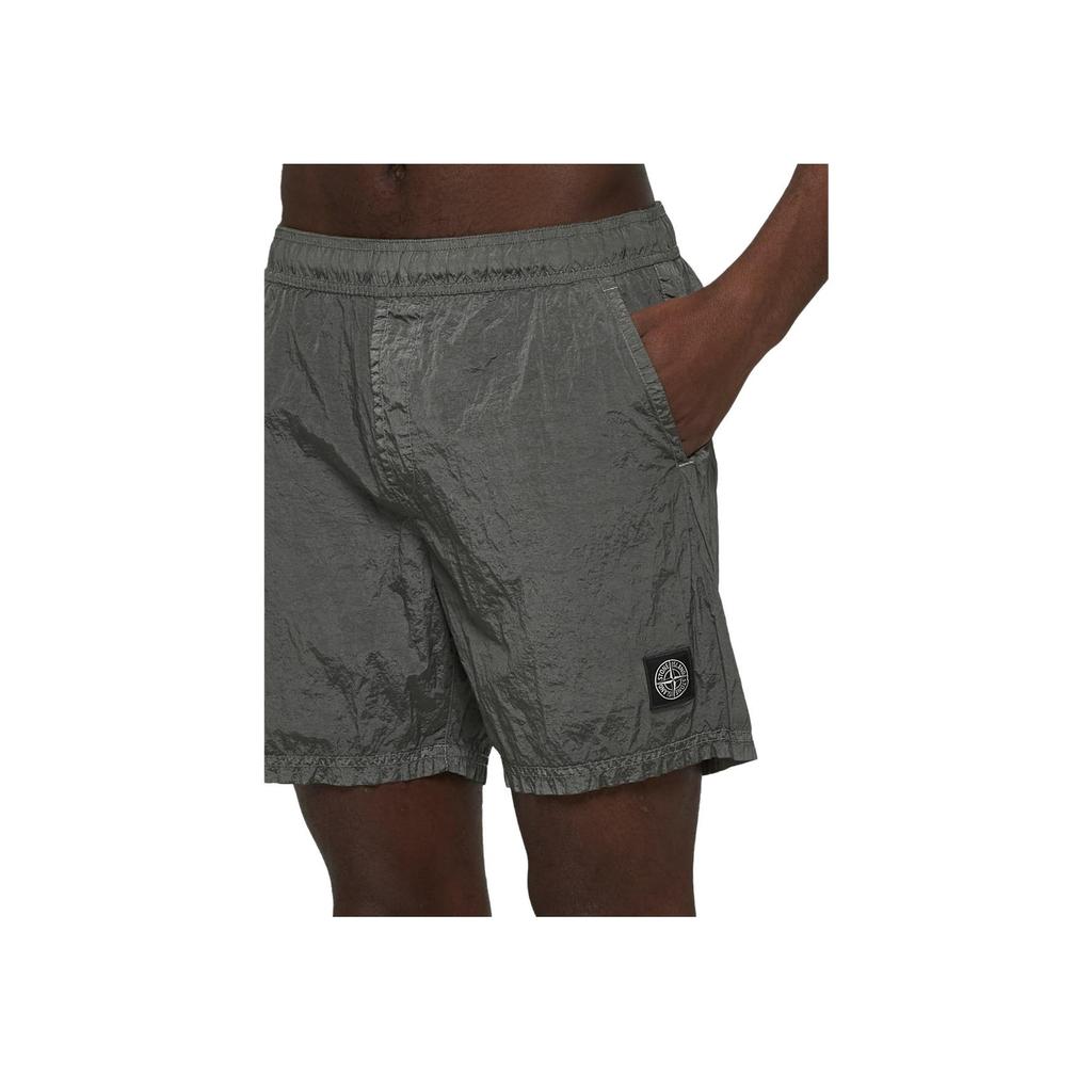 STONE ISLAND Logo Regular Fit Bequeme Lässige Badeshorts Herren Badeshorts Militärgrün K1S15B1000-09S0043-V0054