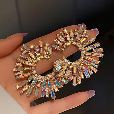 Luxury Exaggerated Crystal Earrings Large Circle Flower Shiny Rhinestone Stud Earrings for Women Trendy Fashion Jewelry