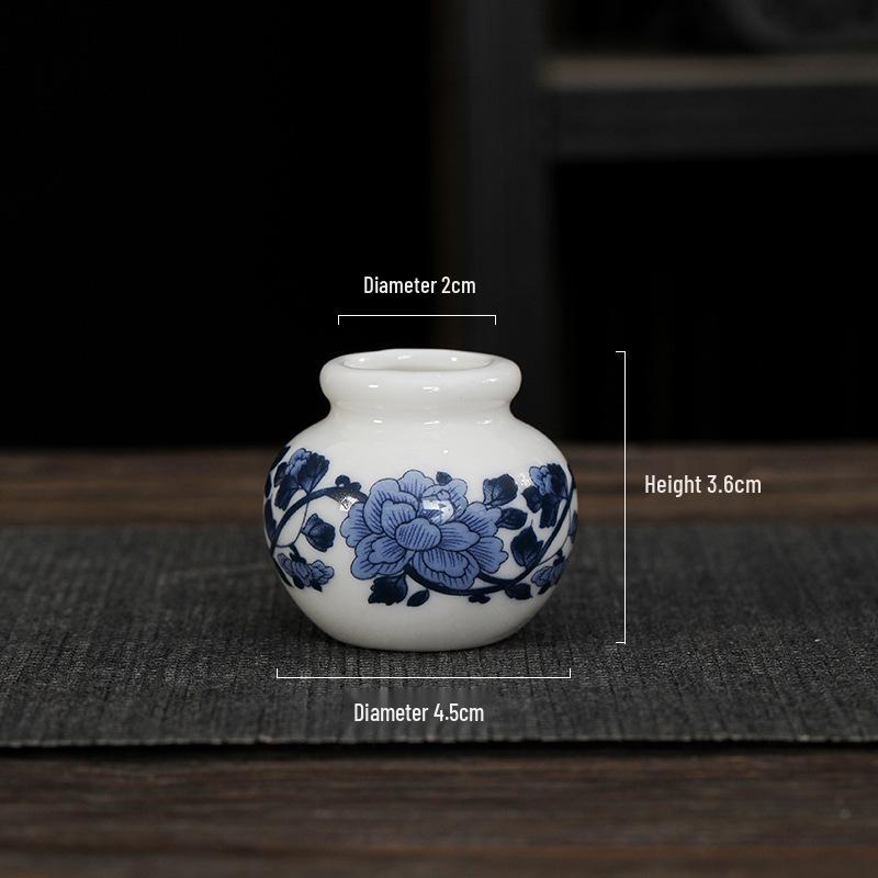 Mini Retro Blue & White Porcelain Hydroponic Pennywort Vase for Tea Ceremony Decoration