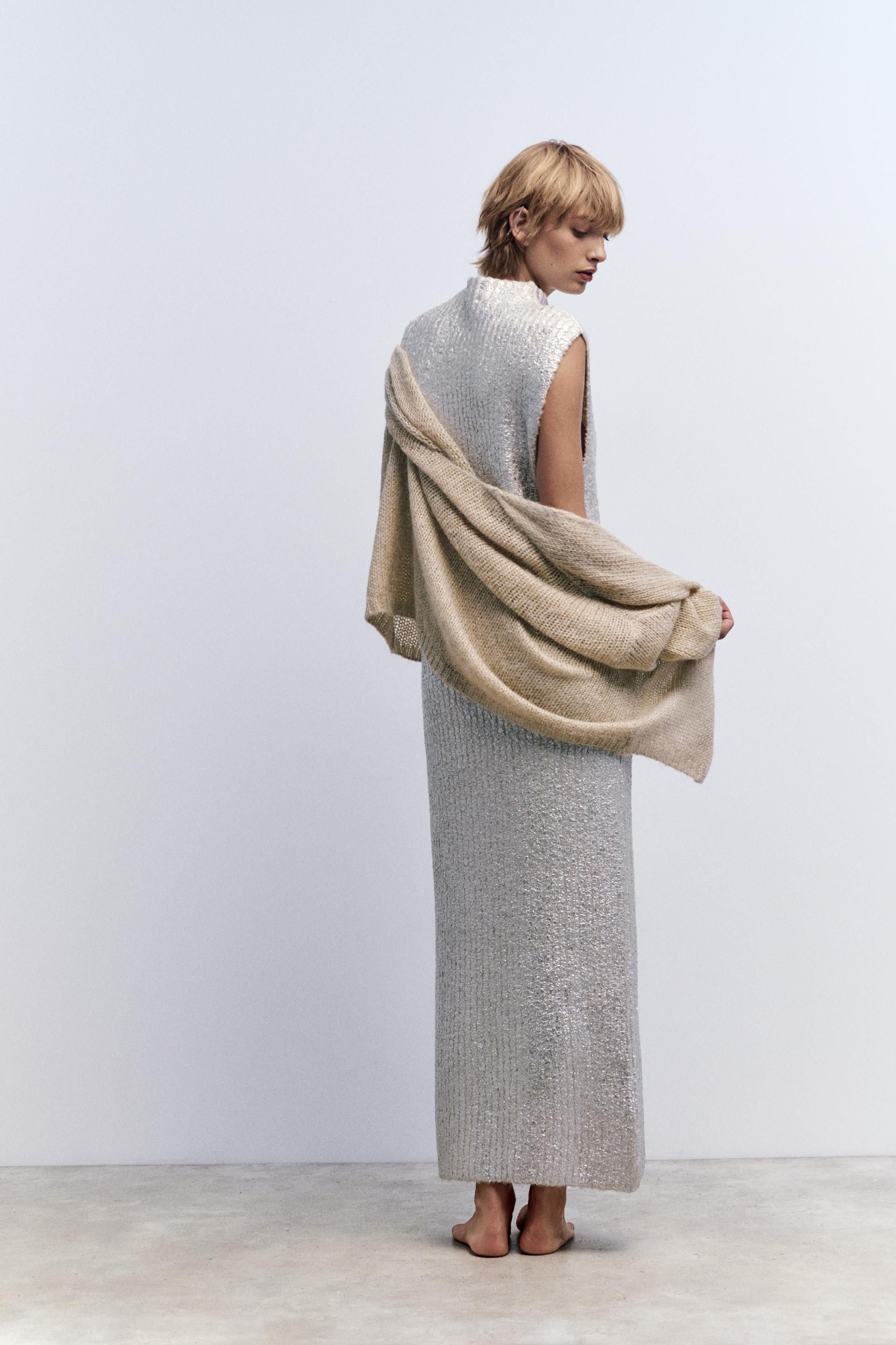 

ВЯЗАННЫЙ ОТКРЫТЫЙ КАРДИГАН МЕТАЛЛИЧЕСКОЙ НИТЬЮ