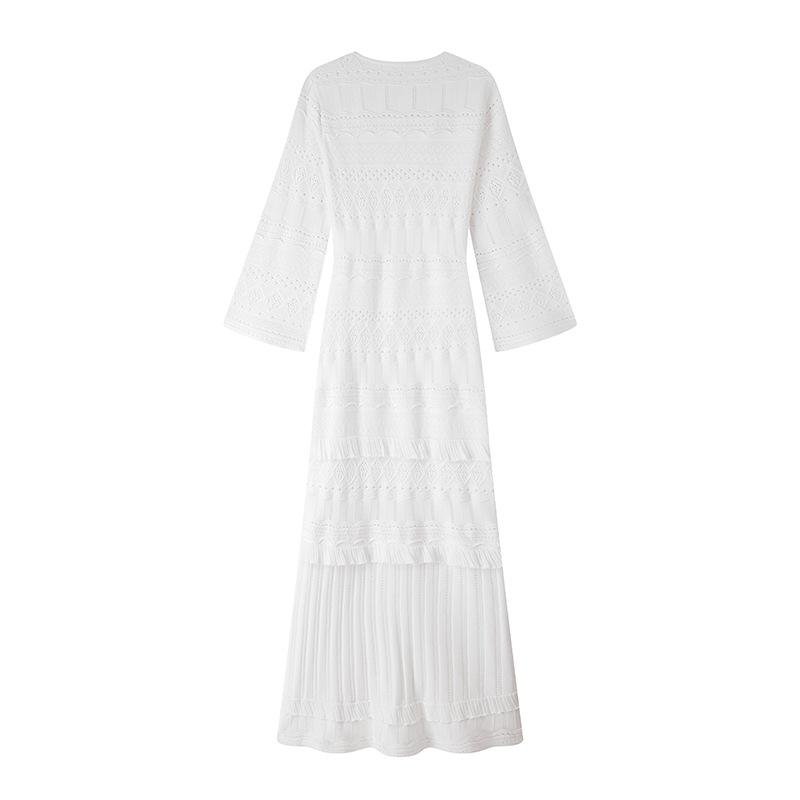 Spring and Autumn New Elegant Lady Black Crew Neck Long Sleeve Hollow Beach Knitted Sweater Dress Women's Fashion