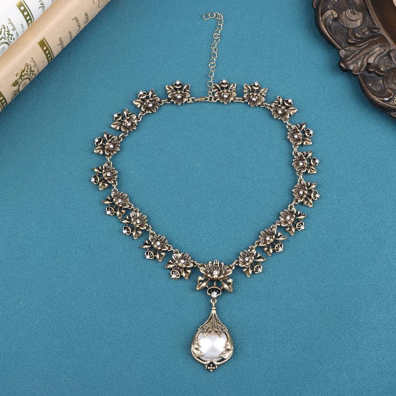 1Set Medieval Vintage Luxury Suit Earrings Zircon Flowers Pendant Pearl Retro Necklace Jewelry Gift For Women Ornament
