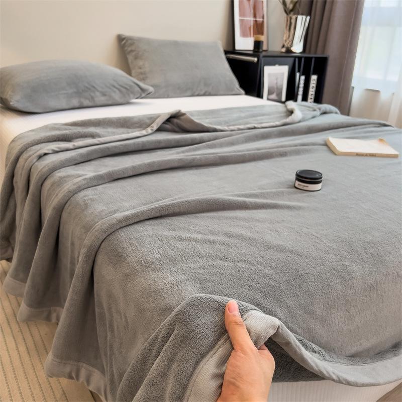 Single Piece Thickened Velvet Flannel Bed Sheet - Warm Autumn/Winter Coral Fleece Duvet Cover & Blanket