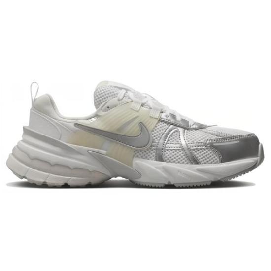 Nike V2K Run Metalická stříbrná W - FD0736-104